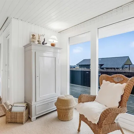 Semesterbostad Alvia - 250m From The Sea By Interhome