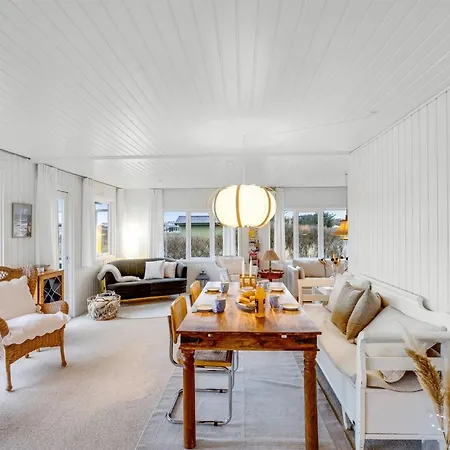 Semesterbostad Alvia - 250m From The Sea By Interhome *